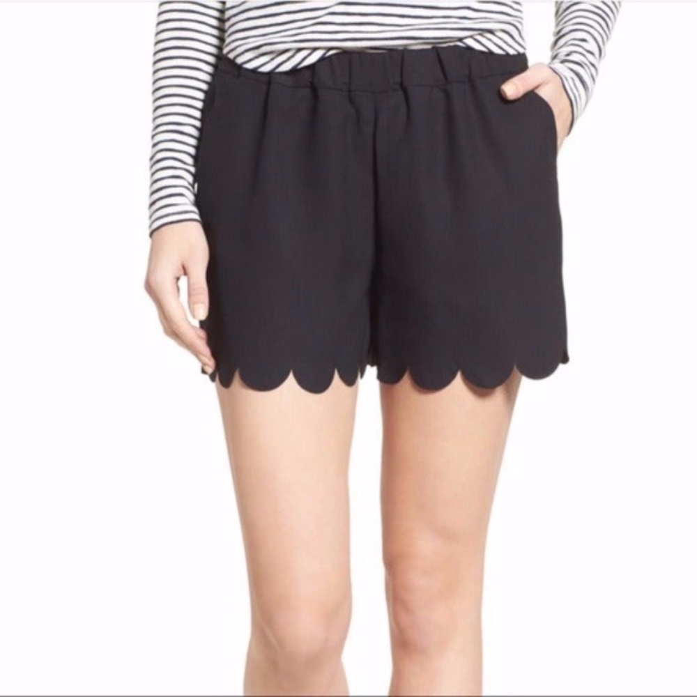 Madewell black scalloped shorts